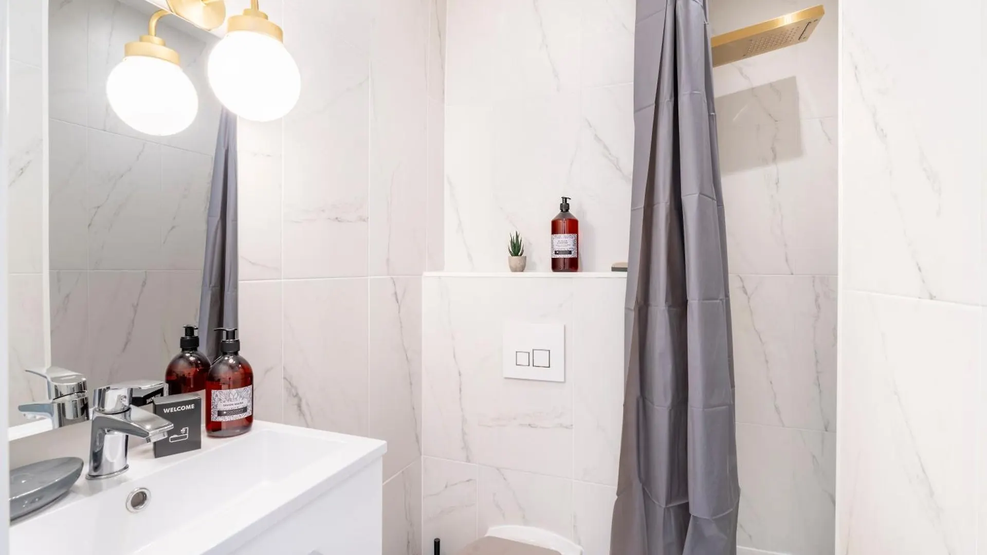 Hellenica - Climatisation Proximite Gare Apartment Marseille 0*,  France